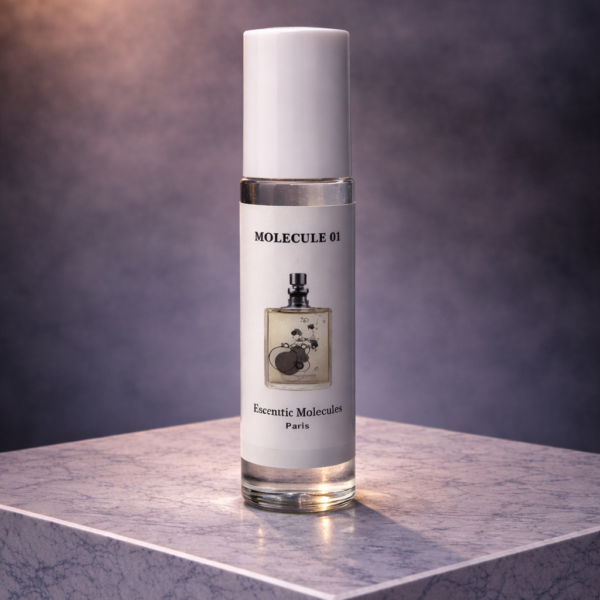 ESCENTRIC MOLECULES — Molecule 01