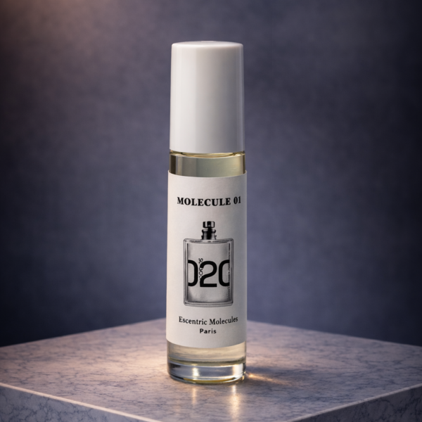 ESCENTRIC MOLECULES — Molecule 01